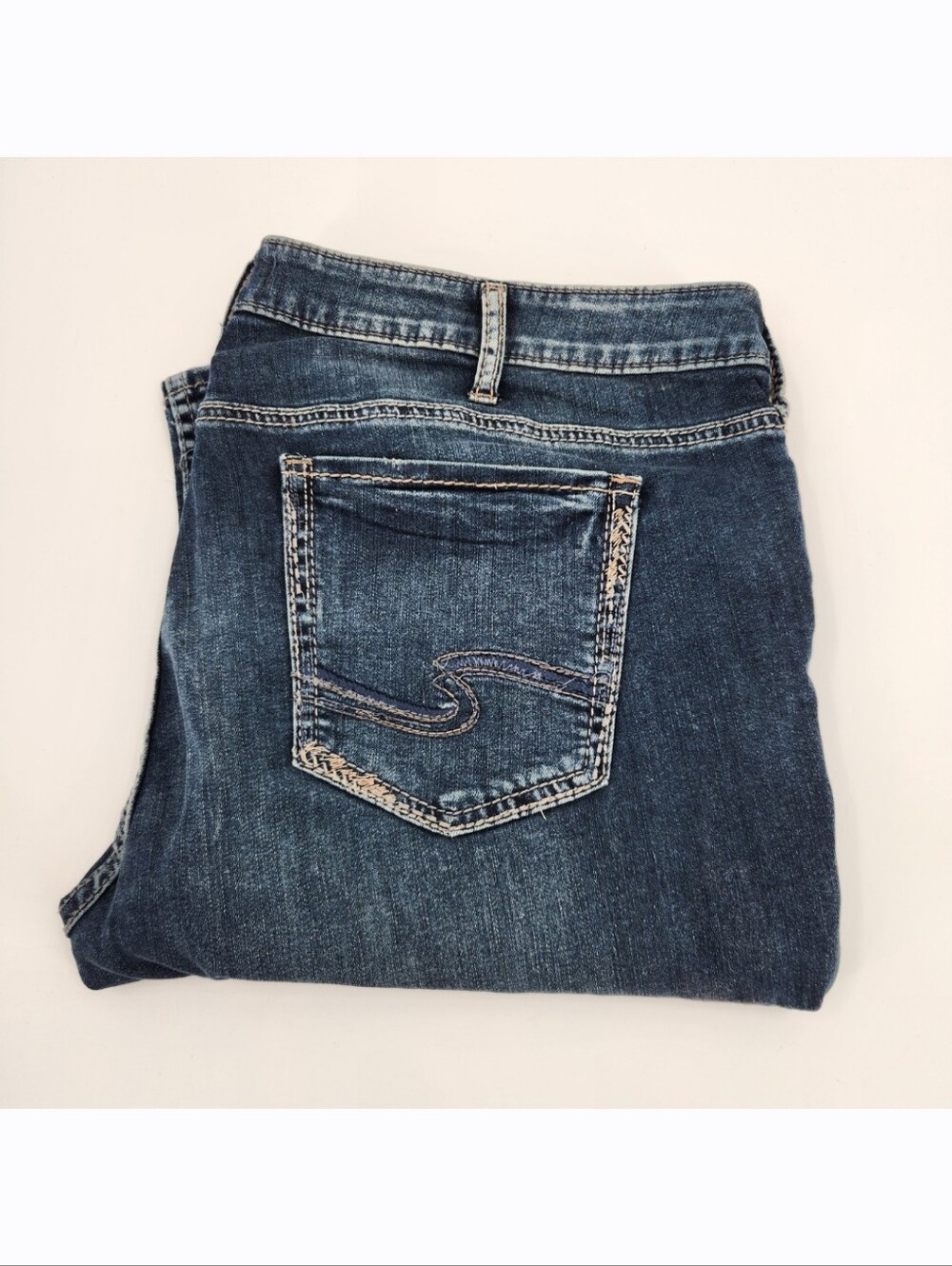 Silver Jean Co Suki Straight Jean Womens Plus Size 20/L30 Distressed Denim